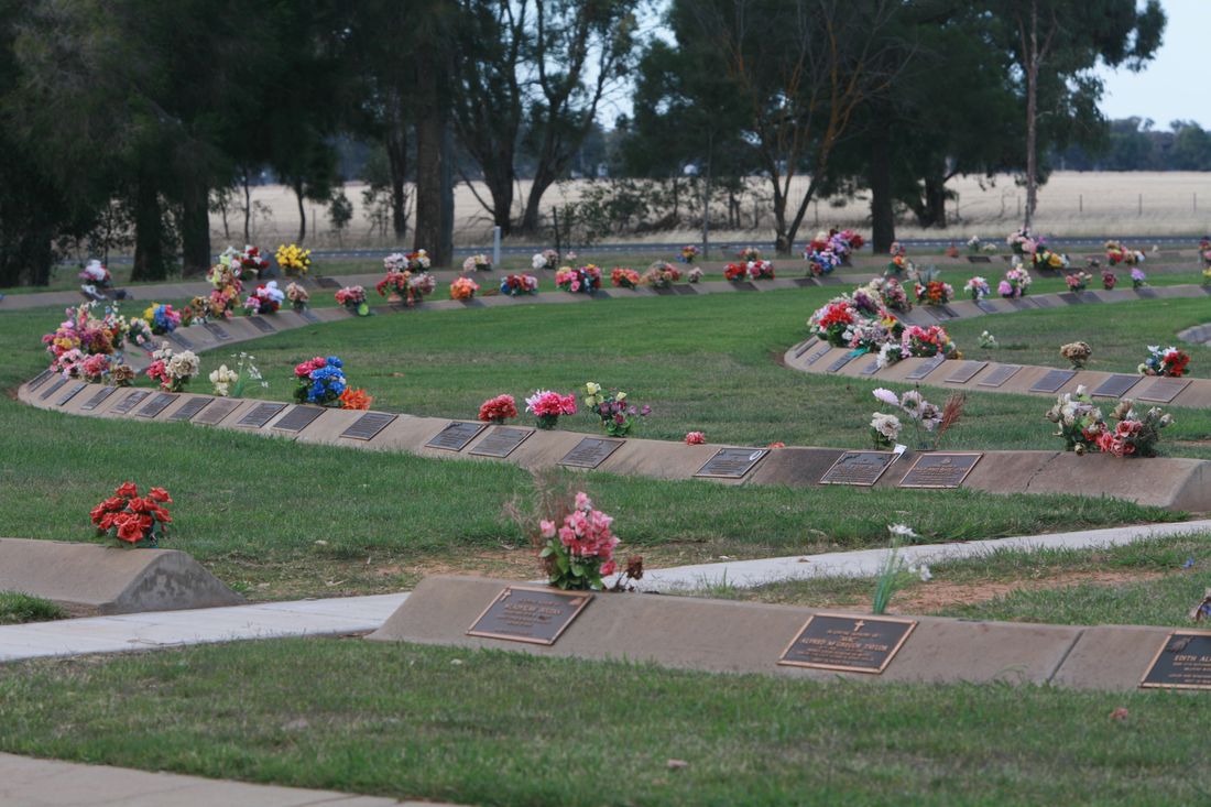 Pine Lodge Cemetery